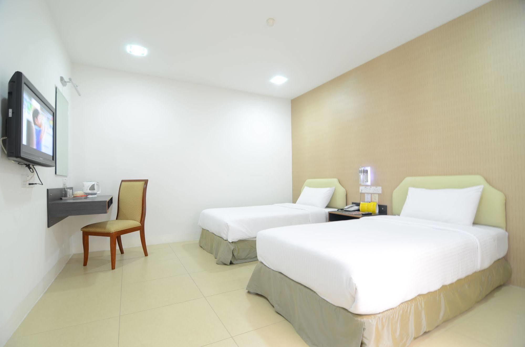 Hotel Avenue Kuantan Ngoại thất bức ảnh