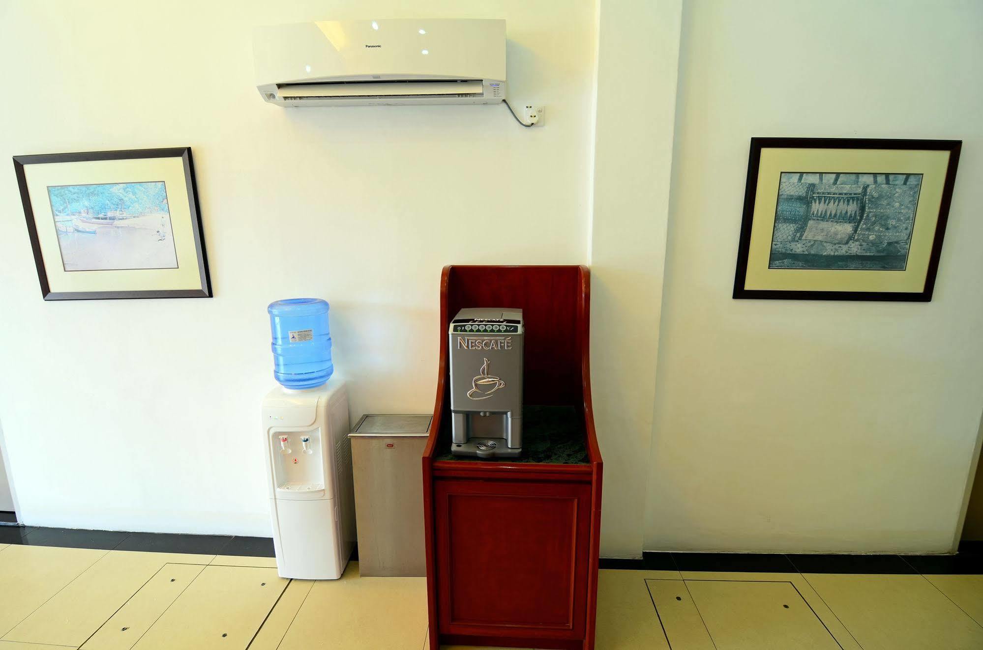 Hotel Avenue Kuantan Ngoại thất bức ảnh