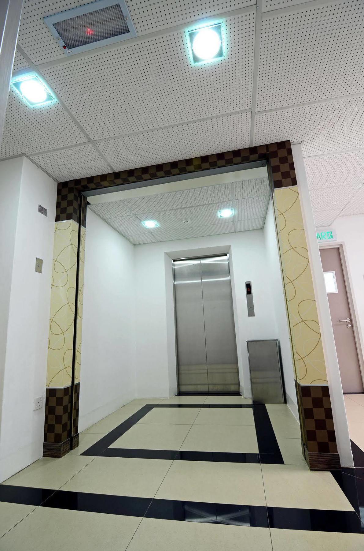 Hotel Avenue Kuantan Ngoại thất bức ảnh