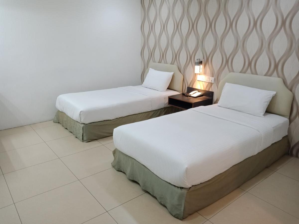 Hotel Avenue Kuantan Ngoại thất bức ảnh