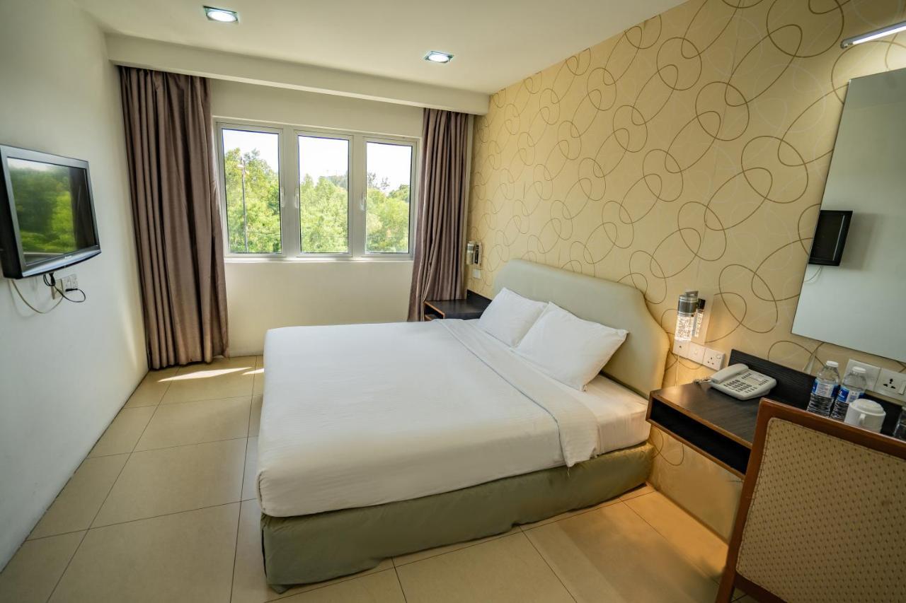 Hotel Avenue Kuantan Ngoại thất bức ảnh